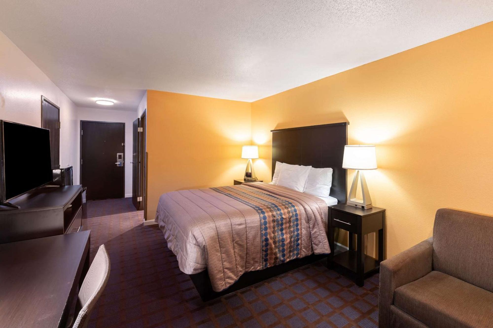 Rodeway Inn Red Oak Екстер'єр фото