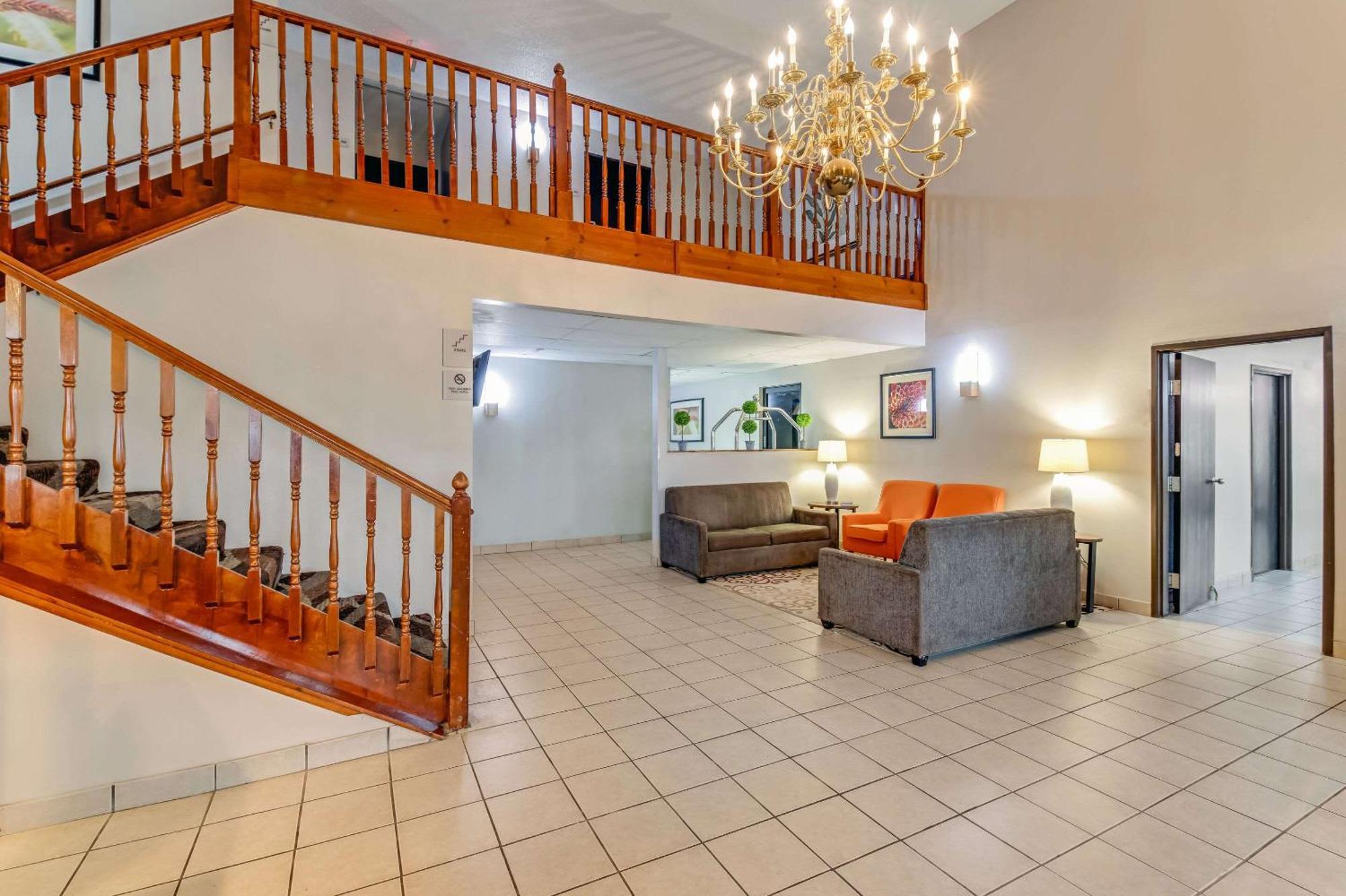 Rodeway Inn Red Oak Екстер'єр фото
