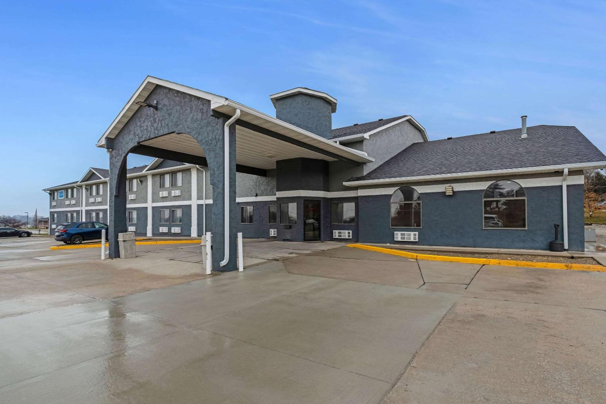 Rodeway Inn Red Oak Екстер'єр фото