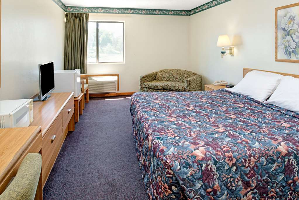 Rodeway Inn Red Oak Номер фото